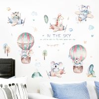 Wallsticker - Animals in Planes and Air Balloons